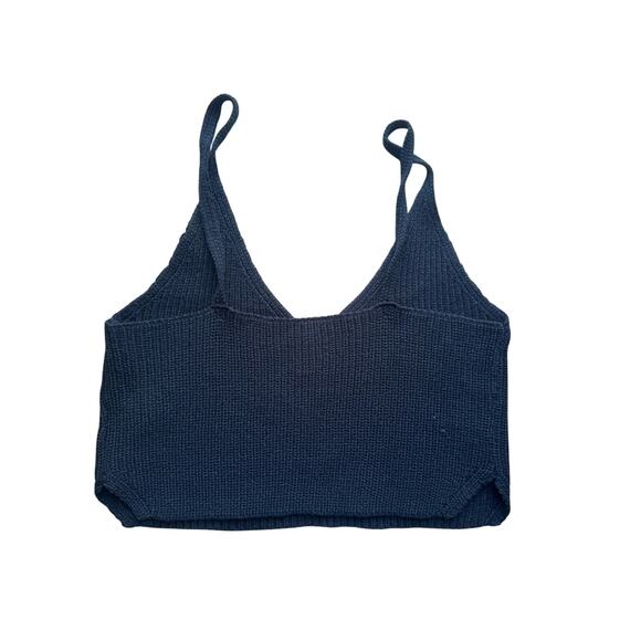 SHEIN Bundle 2 Crop Knit Tanks Tops Black White Size Large Women’s Tops V-Neck - Picture 4 of 8